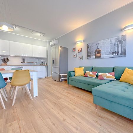 Torre 24 - Luxury Naviglio Suite Milan Bagian luar foto
