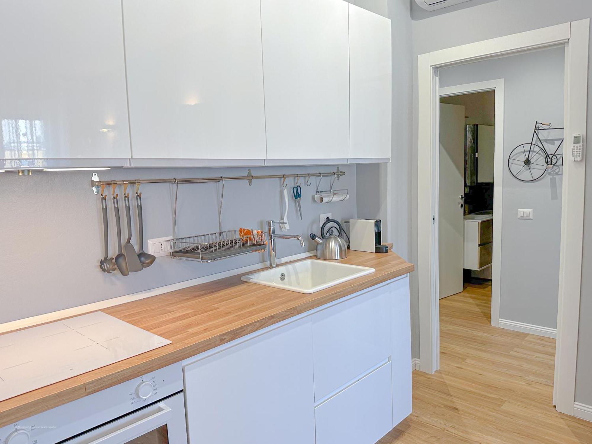 Torre 24 - Luxury Naviglio Suite Milan Bagian luar foto